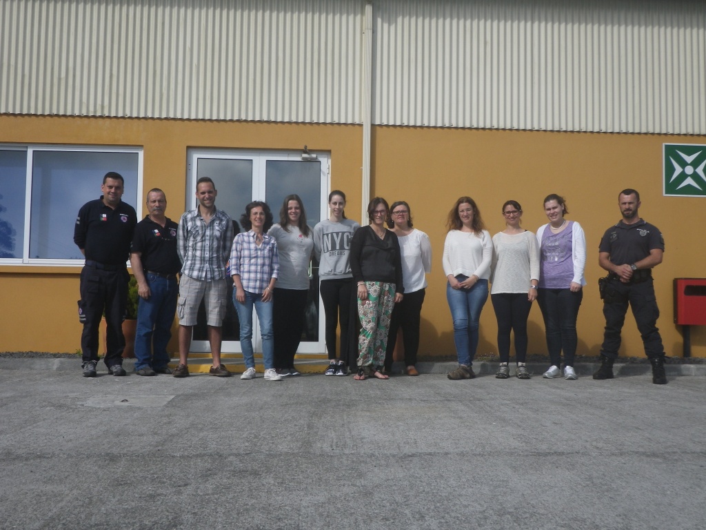 Imagem de destaque: Curso de Primeiros Socorros com Suporte Básico de Vida e Desfibrilhação Automática Externa Leigos, na ilha Terceira, no dia 30 de Junho.