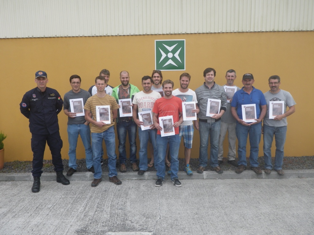 Imagem de destaque: Curso de Meios de Primeira Intervenção - Pronicol, nos dias 28 e 29 de Julho, no Centro de Formação SRPCBA.