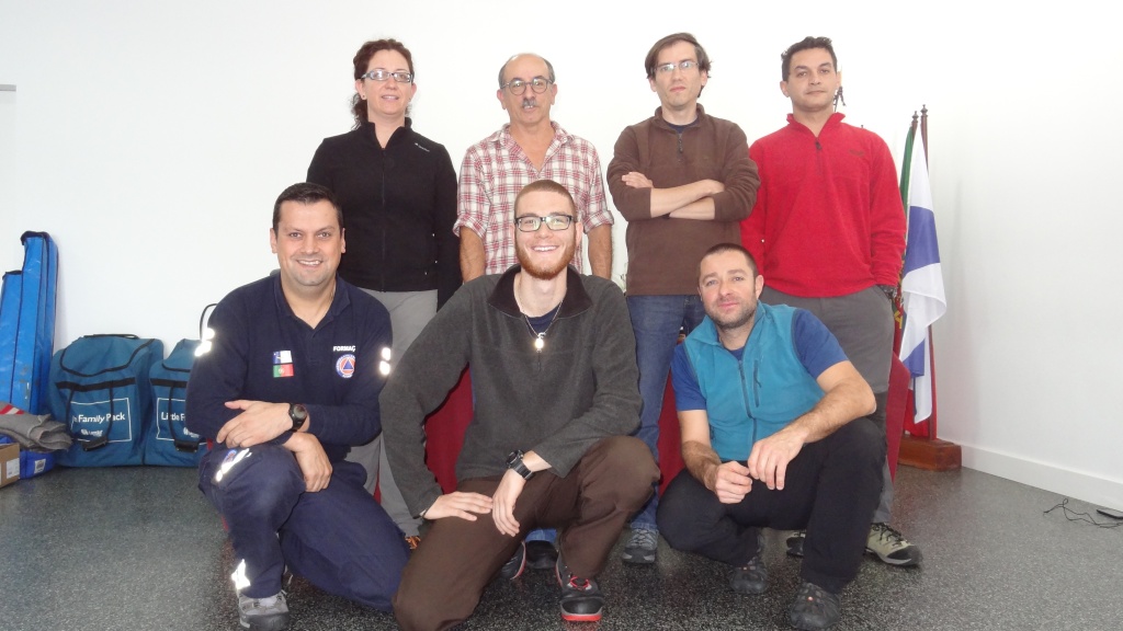 Imagem de destaque: Curso de Primeiros Socorros, em Angra do Heroísmo, de 05 a 09 de Dezembro