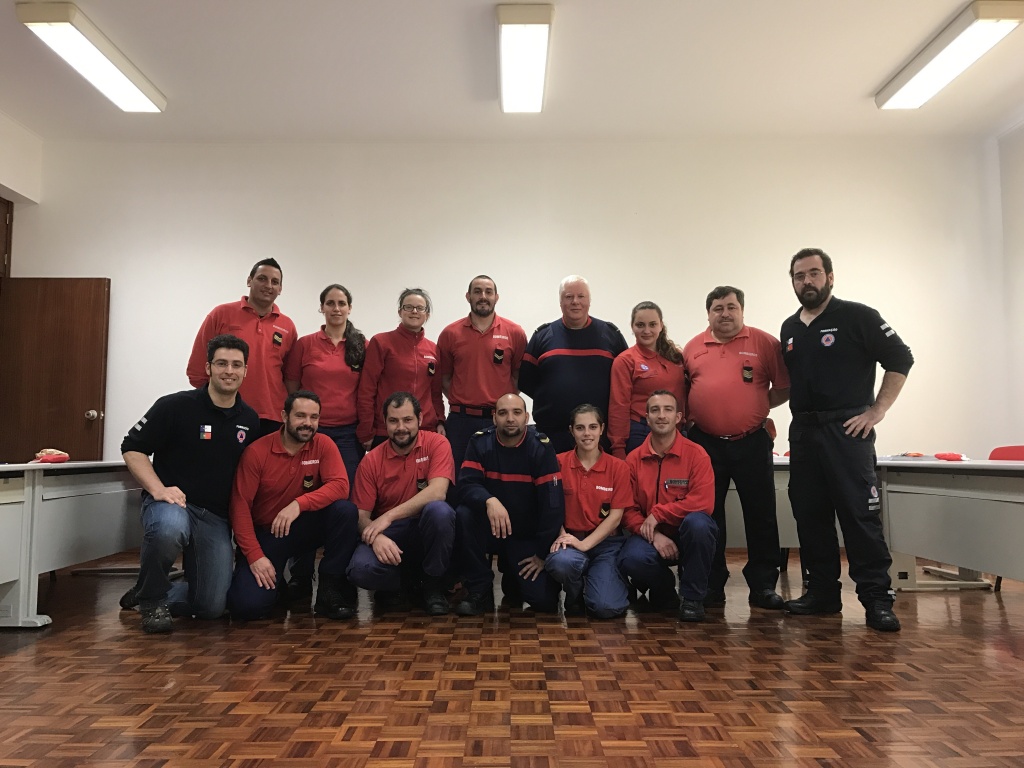 Imagem de destaque: Curso de Recertificação de Tripulantes de Ambulância de Transporte (RTAT), em Ponta Delgada, de 3 a 5 de Março.