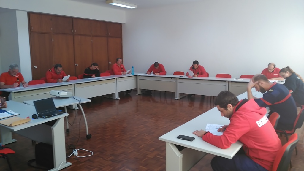 Imagem de destaque: Curso de Recertificação de Salvamento e Desencarceramento (RSD), em Ponta Delgada, no dia 8 de Abril.