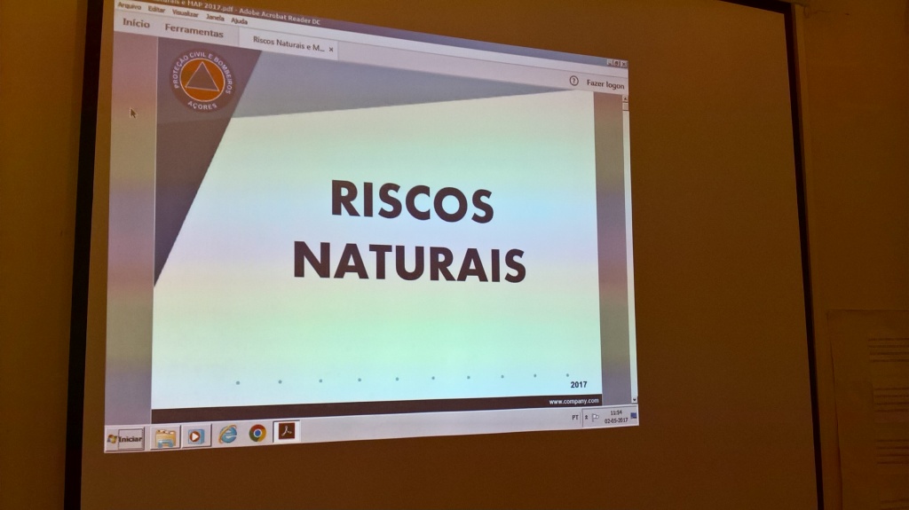 Imagem de destaque: Palestra sobre Riscos Naturais e MAP na EBI Ginetes, no dia 2 de Maio.