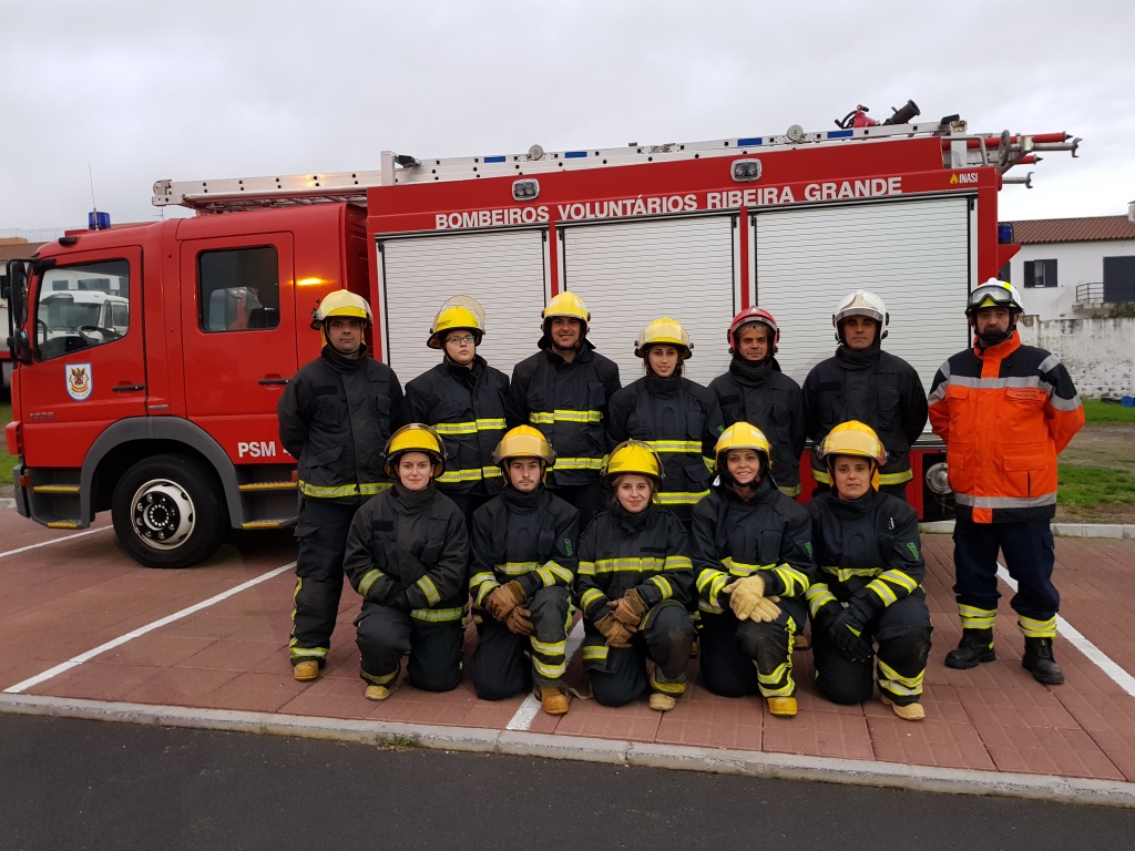 Imagem de destaque: Curso de Recertificação de Salvamento e Desencarceramento (RSD), na Ribeira Grande, de 27 de janeiro