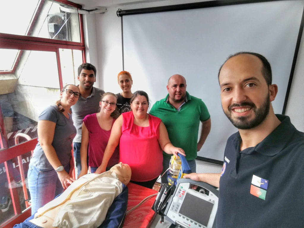 Imagem de destaque: Curso de Suporte Avançado de Vida Cardiovascular (SAVC), na ilha do Faial