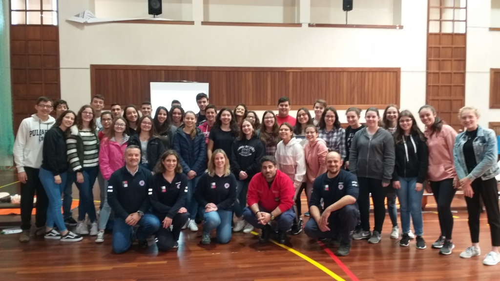 Imagem de destaque: Mass Training em SBV na ES Vitorino Nemésio
