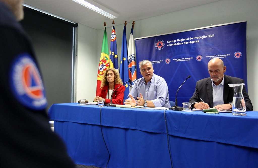 Imagem de destaque: Vasco Cordeiro anuncia ativação do Plano Regional de Emergência e apela aos Açorianos que cumpram as recomendações