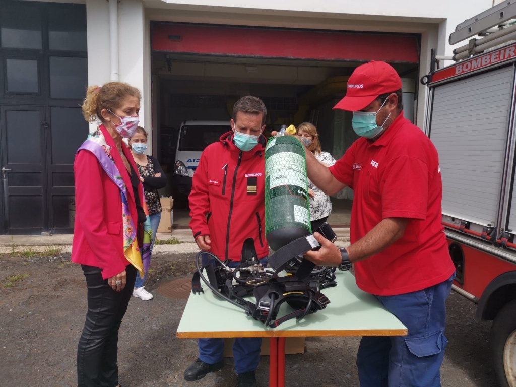 Imagem de destaque: Governo Regional moderniza equipamentos dos Bombeiros Voluntários das Flores e Corvo