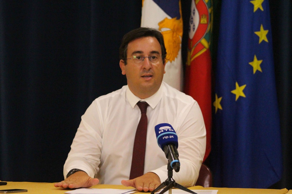 Imagem de destaque: Governo Regional atualiza regras sobre situação de calamidade e alerta a vigorar a partir de hoje, 1 de agosto, nos Açores