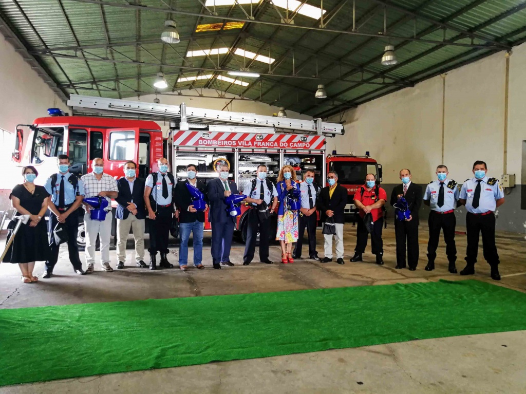 Imagem de destaque: Governo dos Açores renova equipamentos dos bombeiros de São Miguel
