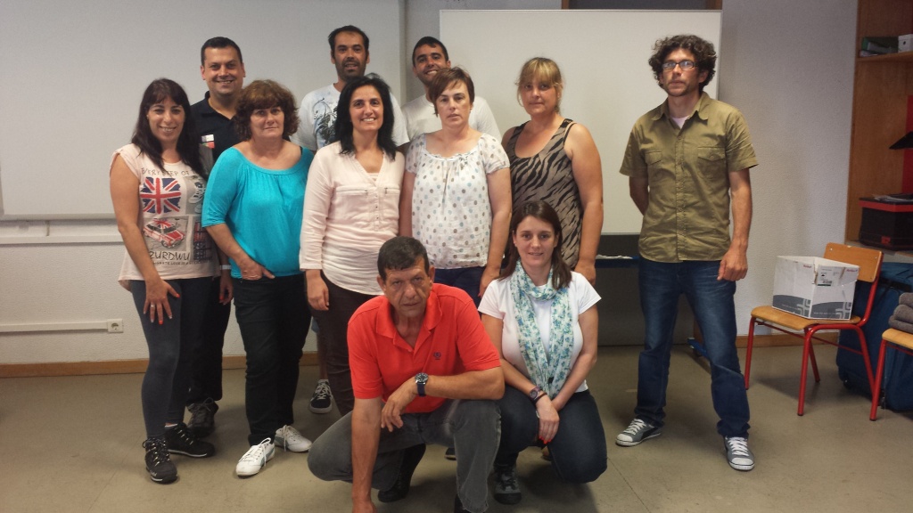 Imagem de destaque: Curso de SBV Adulto - na Escola Básica e Integrada da Praia da Vitória