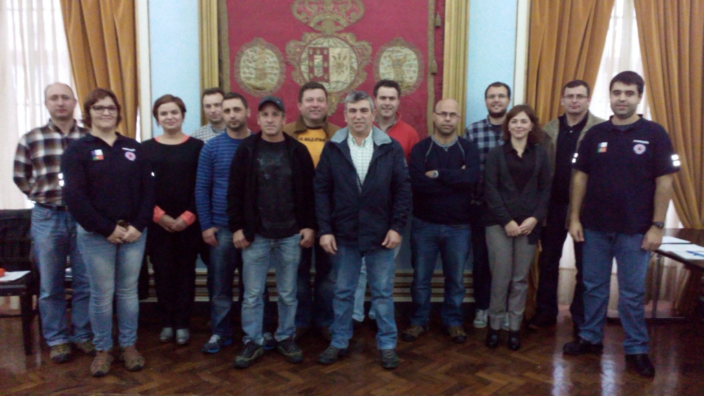 Imagem de destaque: Curso de SBV-D Leigos na Câmara Municipal de Ponta Delgada