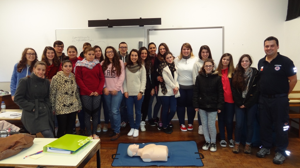 Imagem de destaque: Palestra sobre Primeiros Socorros - ES Jerónimo Emiliano de Andrade