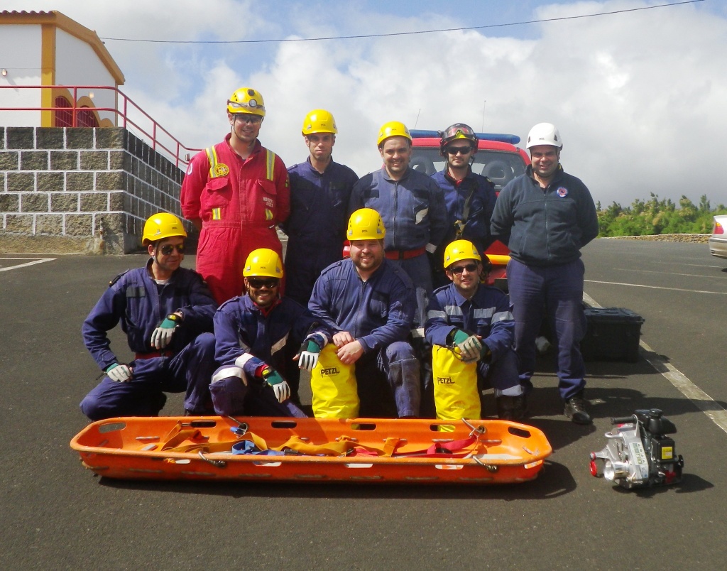 Imagem de destaque: Curso de Recertificação de Salvamento em Grande Ângulo (RSGA), no Centro de Formação do SRPCBA, nos dias 3 a 5 de Junho.